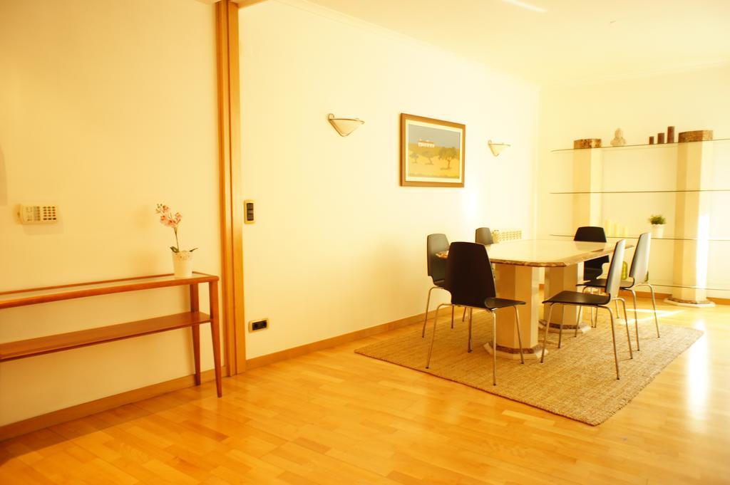 Modern Apartment Near The Bridge Lisboa Extérieur photo