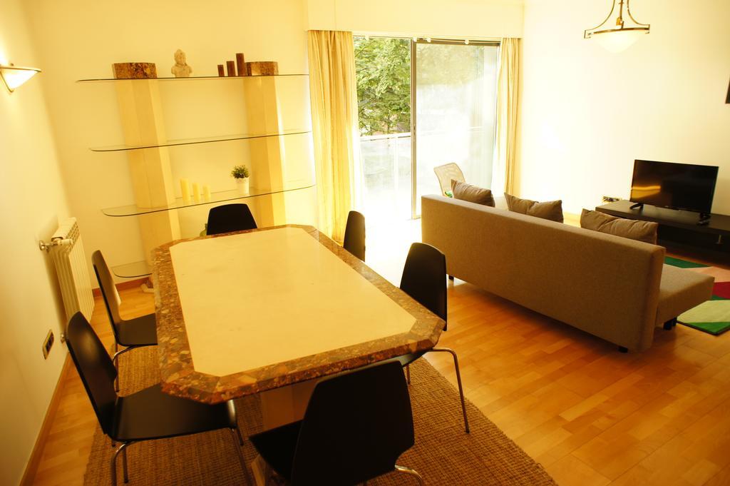 Modern Apartment Near The Bridge Lisboa Extérieur photo