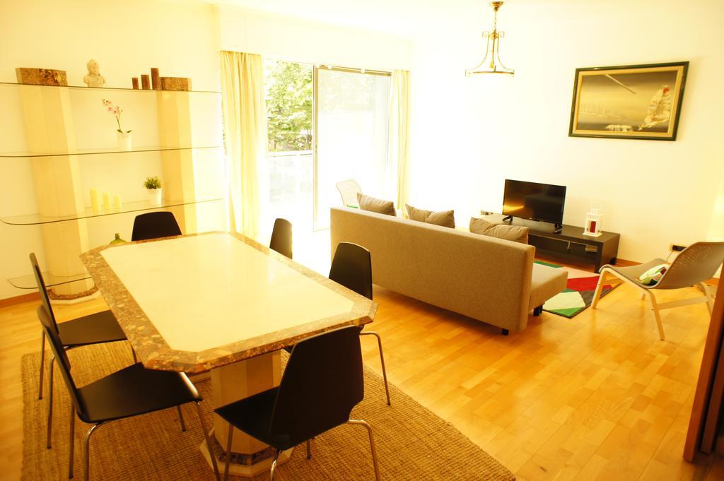 Modern Apartment Near The Bridge Lisboa Extérieur photo