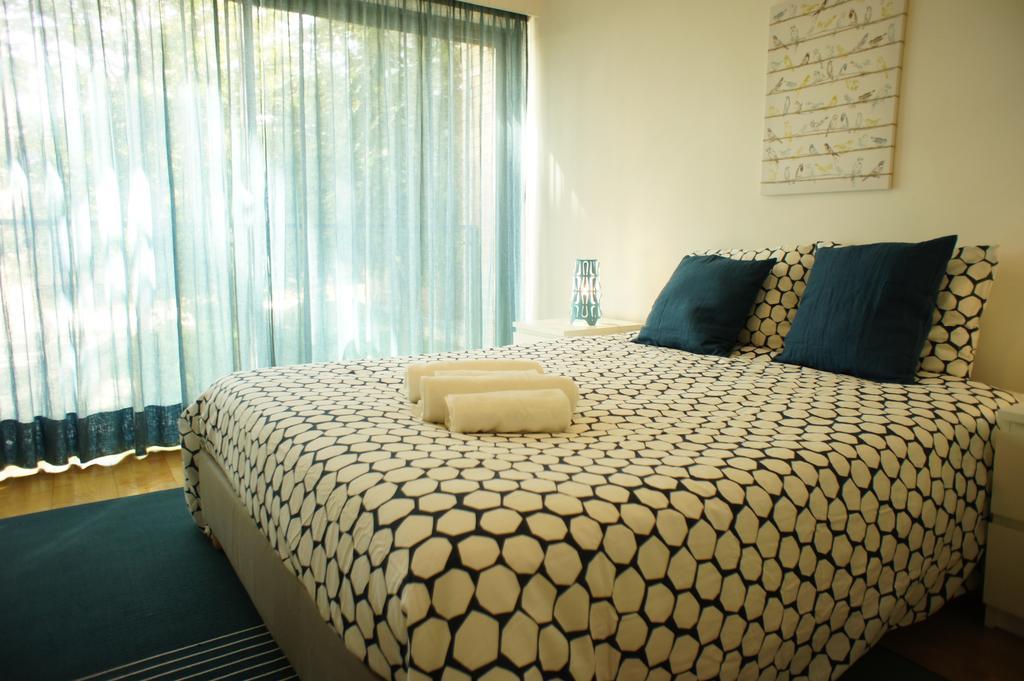Modern Apartment Near The Bridge Lisboa Extérieur photo