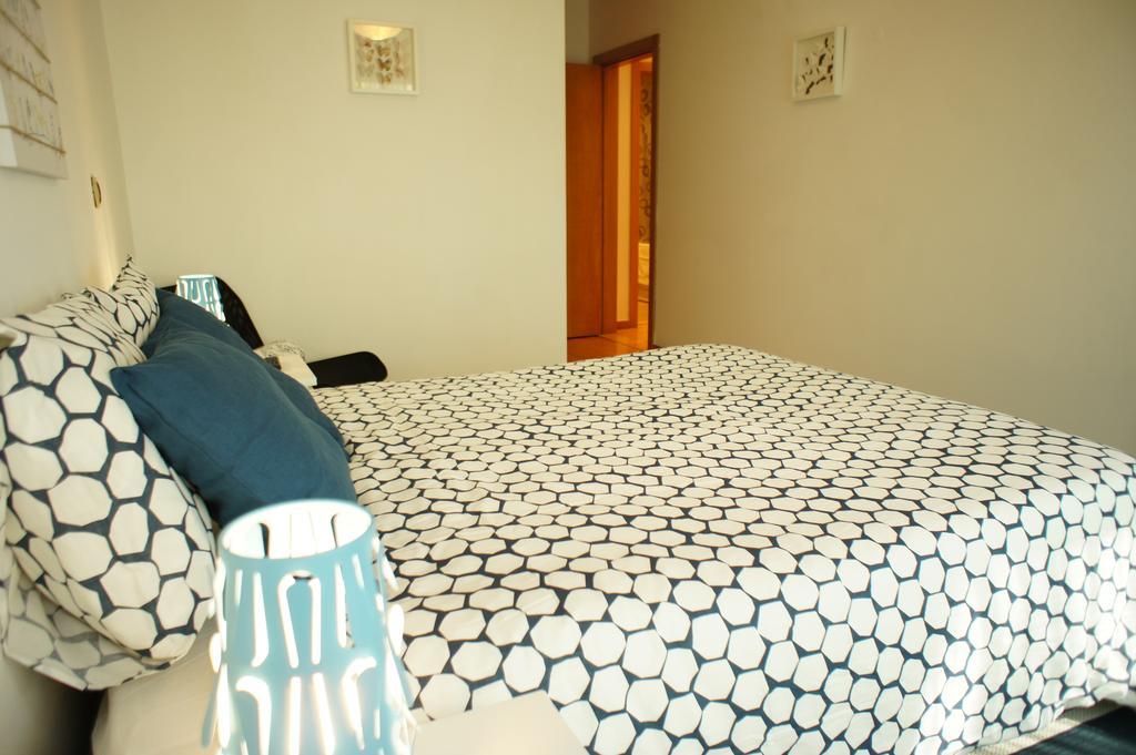 Modern Apartment Near The Bridge Lisboa Extérieur photo